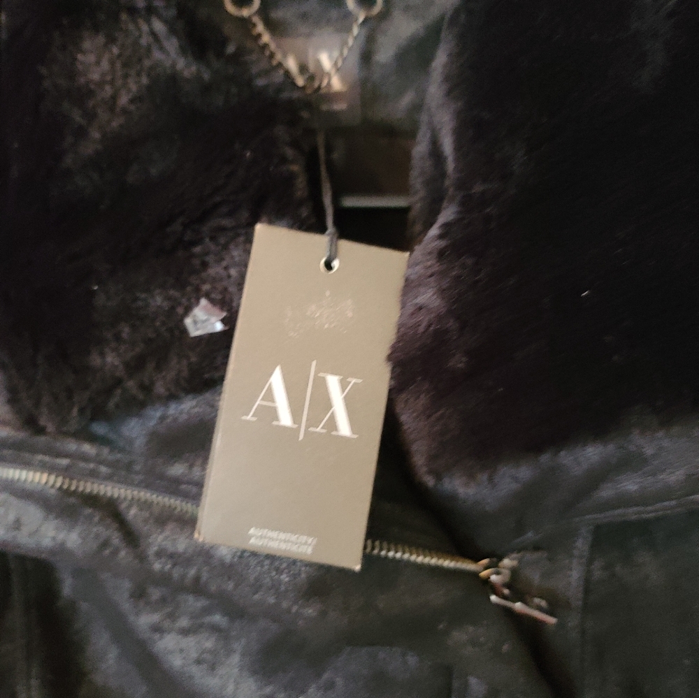 Jacket - Picture 4 of 5